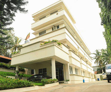 Exterior 1